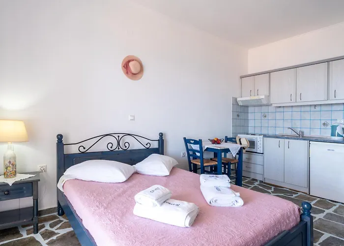 Sirines Lägenhetshotell Vlachata